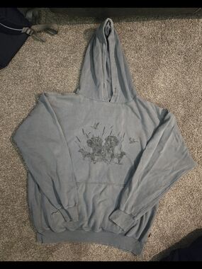 Comfy Casual Gray Hunting Graphic Hoodie